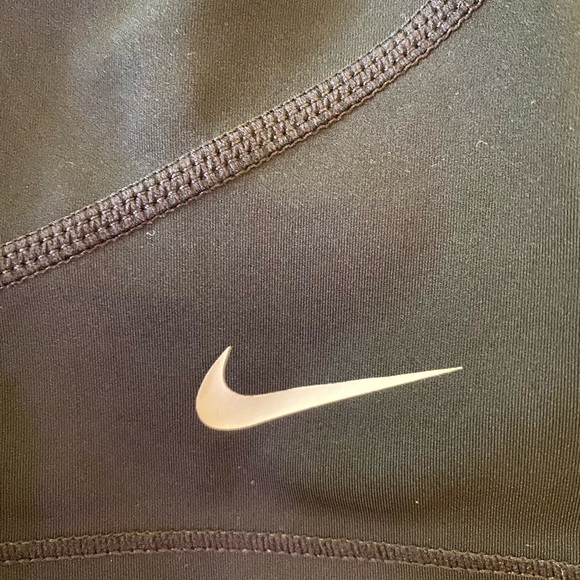 Nike Pro Shorts - Picture 3 of 4